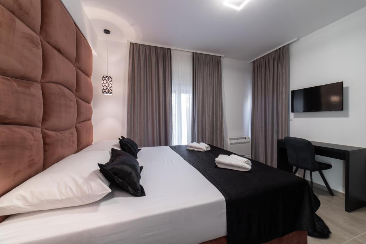 Luxury Apartment Vagabundo 1 Free Parking Trogir Exterior foto